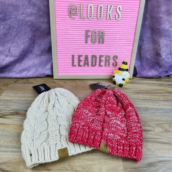 🧚‍♂️NWT Basico Beige & Red Chunky Knit Pair of Unisex Slouchy Beanie Hats - Picture 5 of 12
